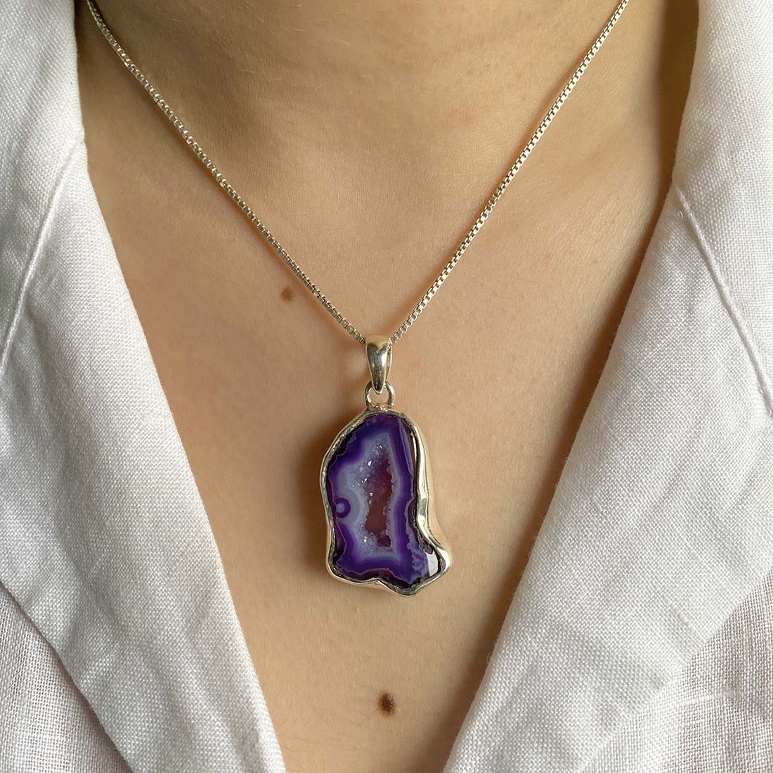 Purple Agate Pendant-(APU-P-36.)